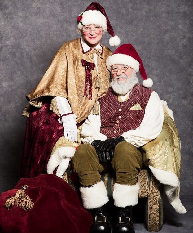 Edmonton Santa and Mrs Clause